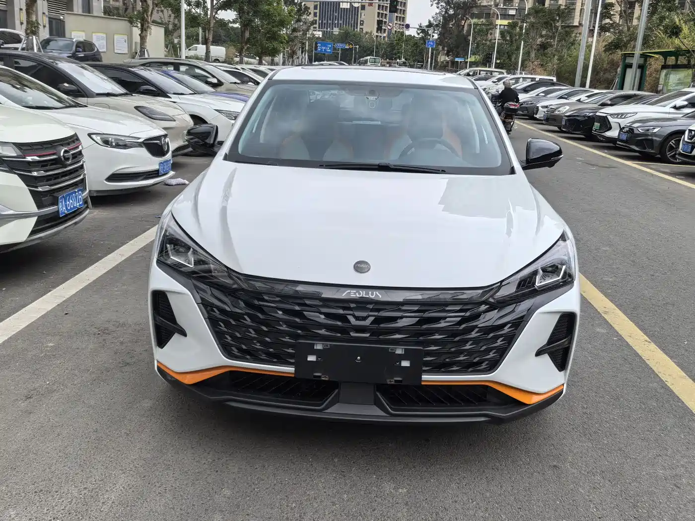 DONGFENG FENGSHEN YI HYUN