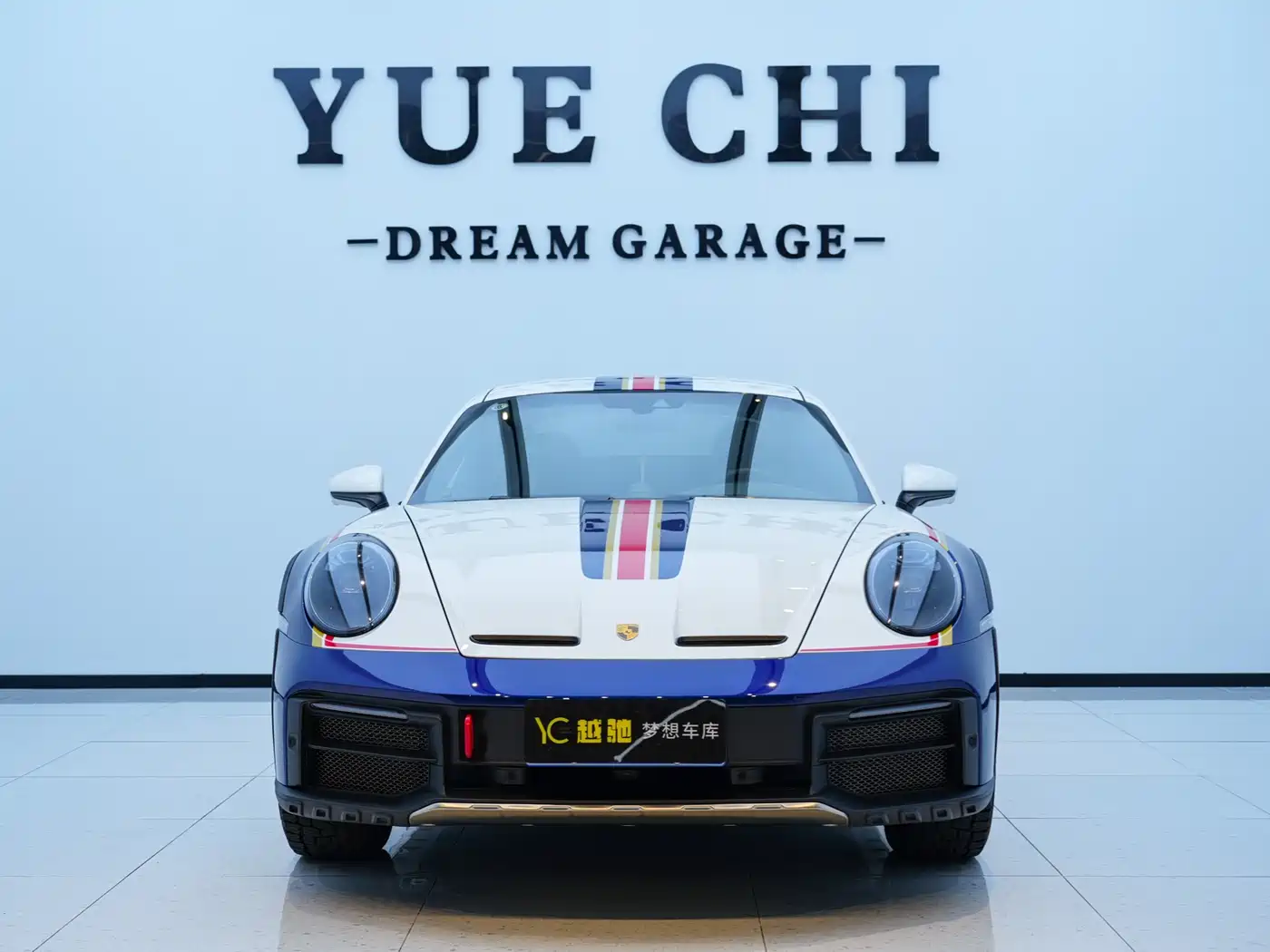 PORSCHE 911