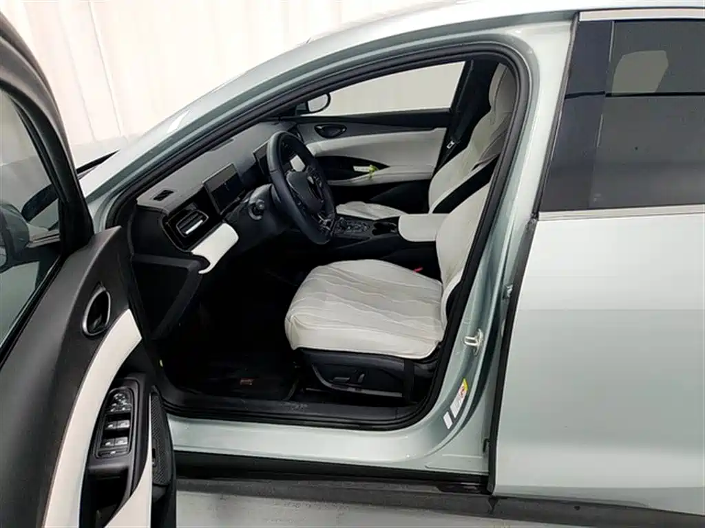 BYD SEAL 06 NEW ENERGY