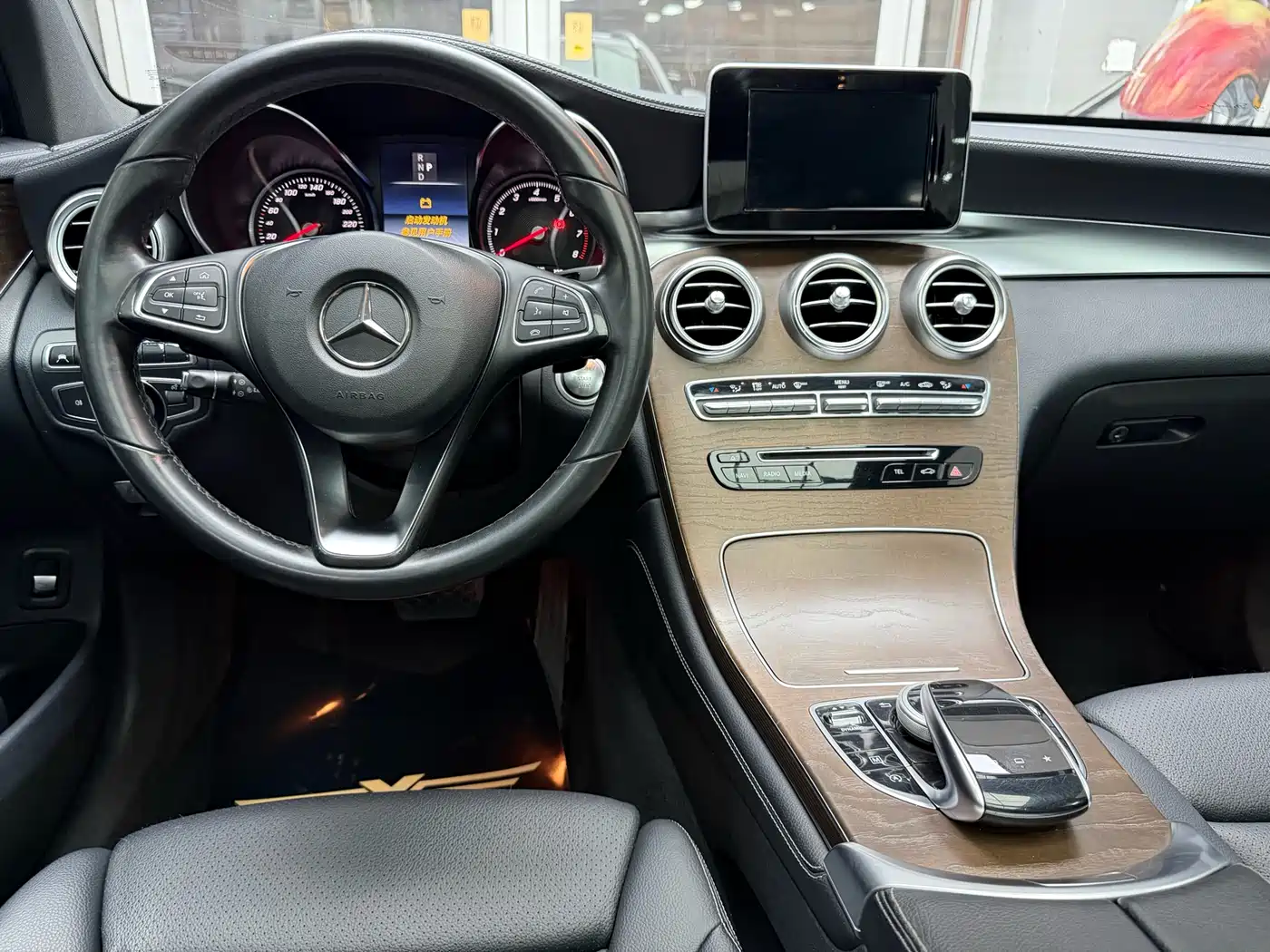 Mercedes-Benz GLC 2016 GLC 300 4MATIC Dynamic фото 25