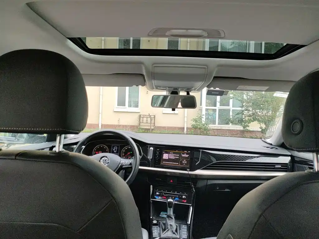 Volkswagen Passat 2020 Facelift 280TSI Elite Version China VI фото 14