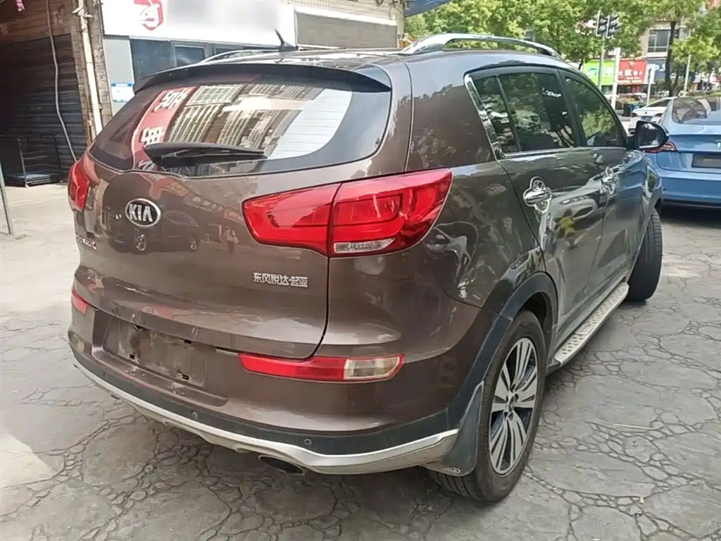 Kia Sportage 2015 2.0L Automatic 2WD DLX фото 7