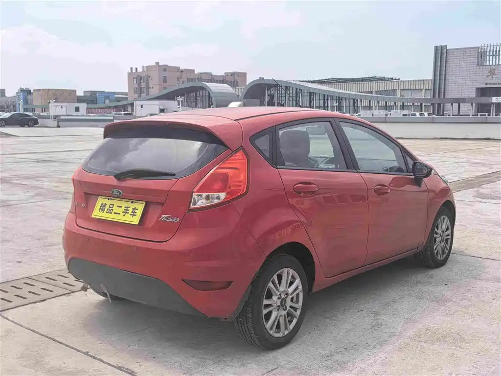 صورة 5 - Ford Fiesta
