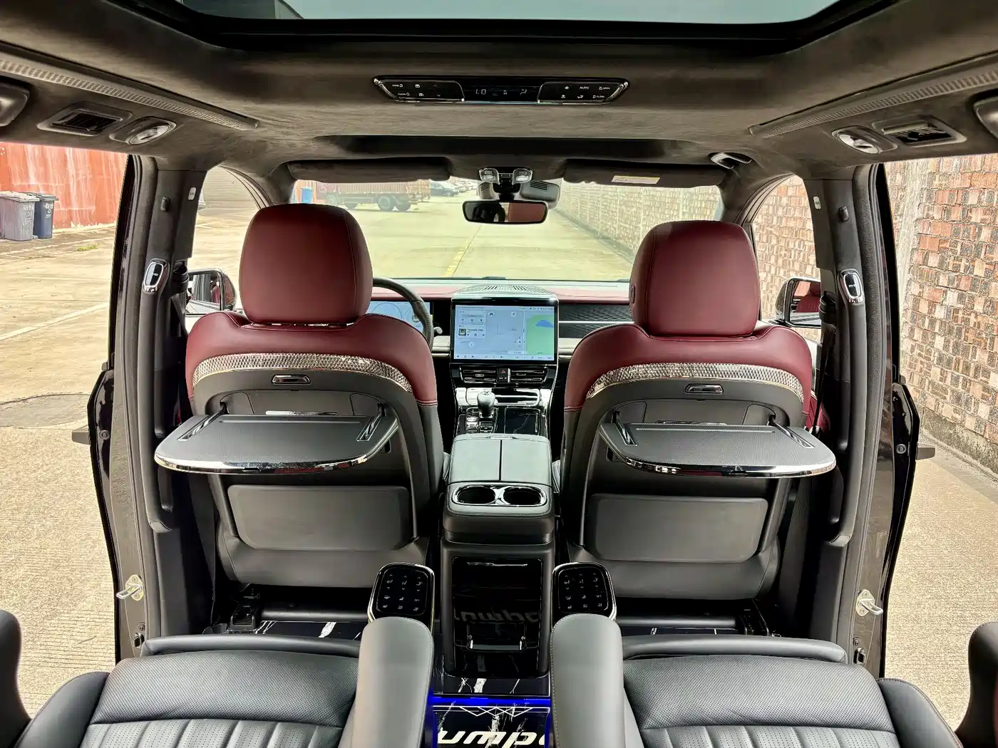 GAC Trumpchi Trumpchi M8 2023 Model Master Series 400T Flagship Edition фото 13