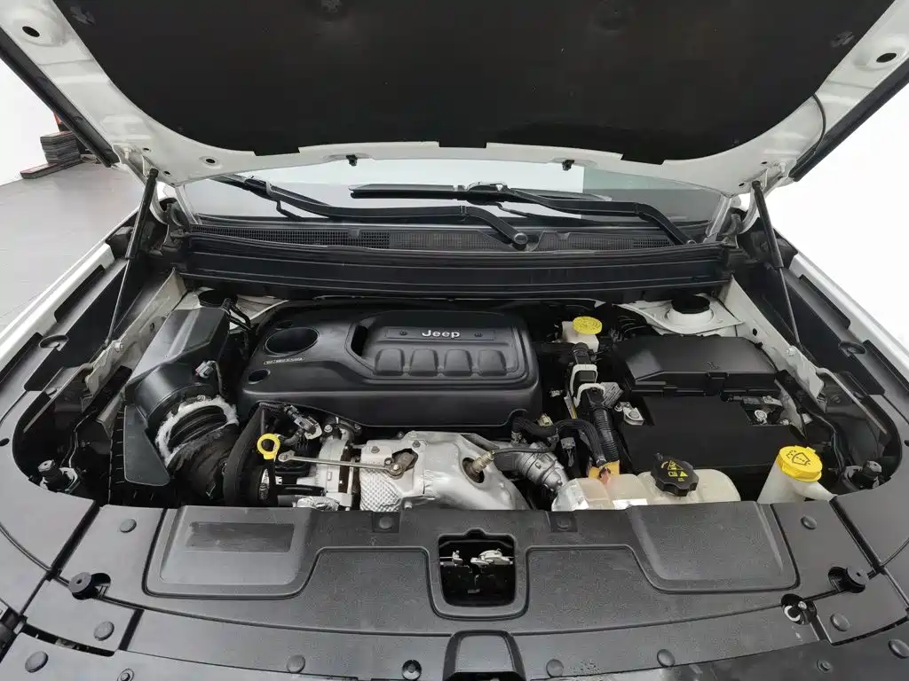 Jeep Commander 2019 2018 2.0T 4WD Ultimate Version China V