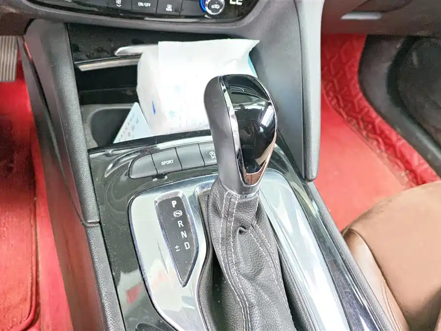 Buick Regal 2019 Facelift 20T Luxury Model China VI фото 16