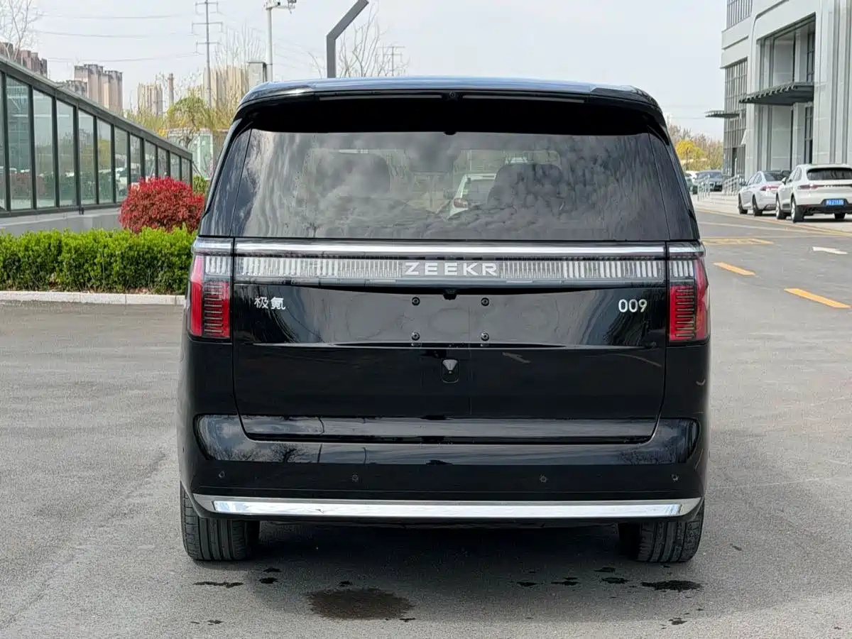 ZEEKR EXTREME KRYPTON 009