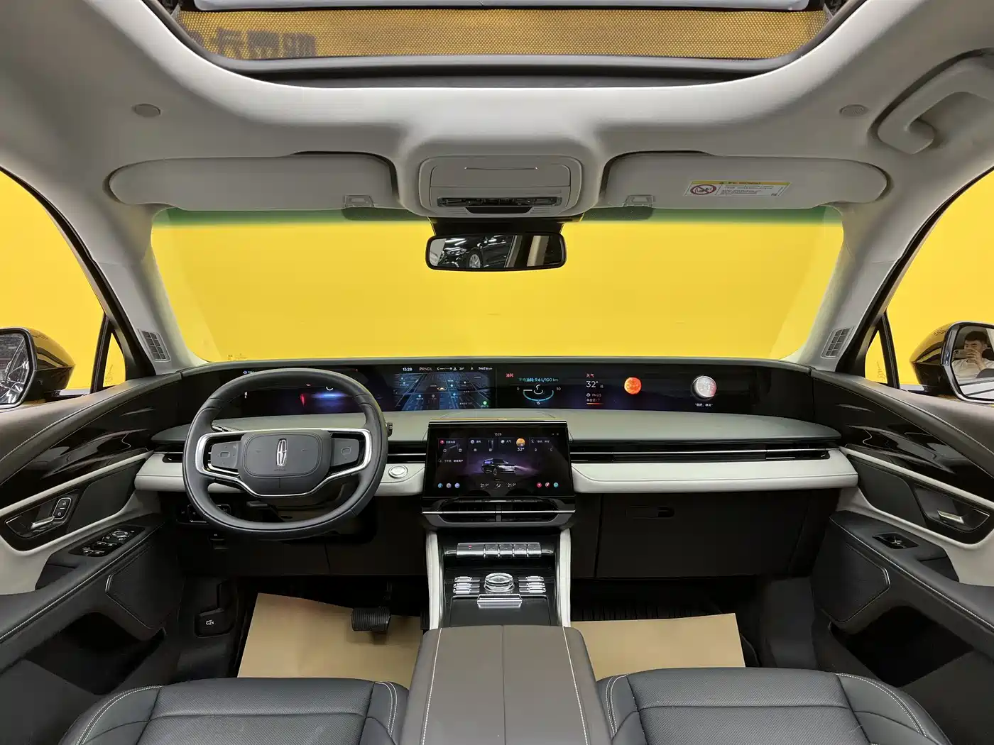 LINCOLN NAVIGATOR
