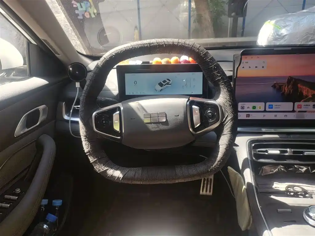 Geely Galaxy Galaxy A7 2025 EM-i 150km Premium Edition фото 6