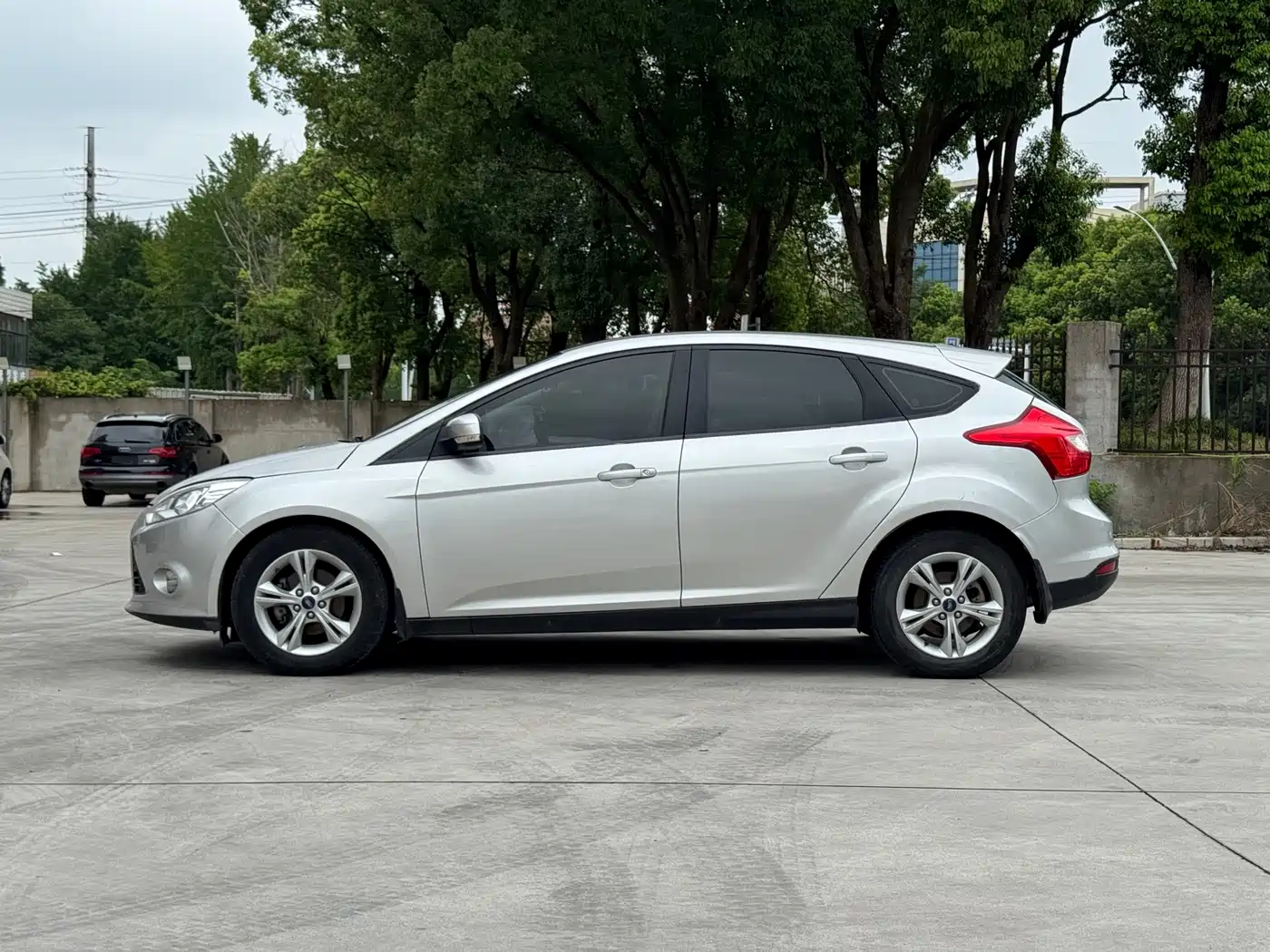 Ford Focus 2012 2012 Hatchback 1.6L Automatic Trend