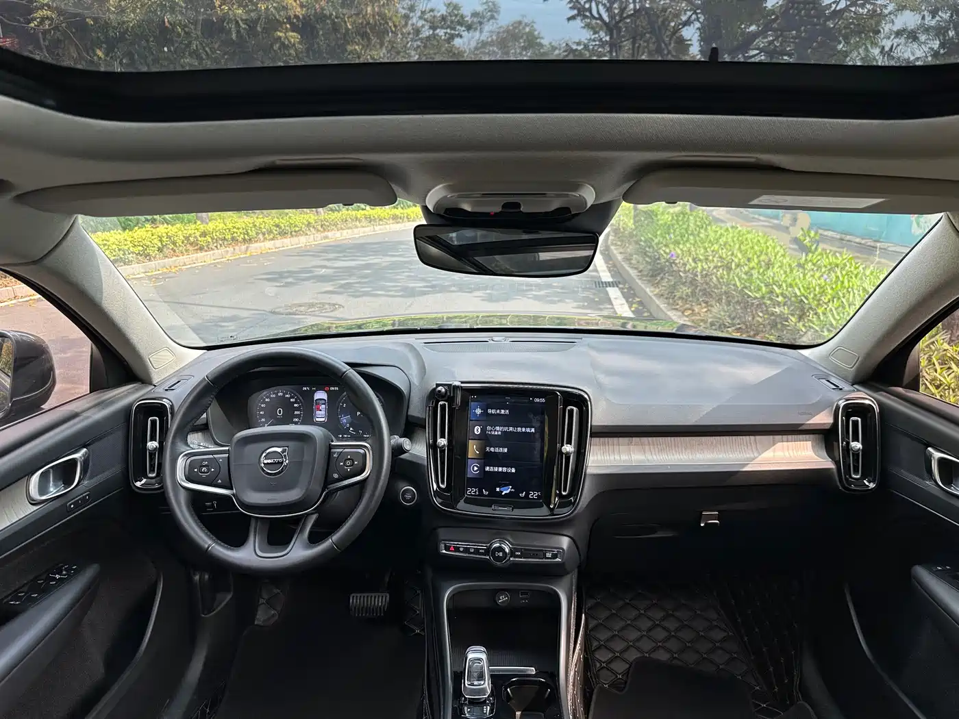 Photo 10 - Volvo XC40