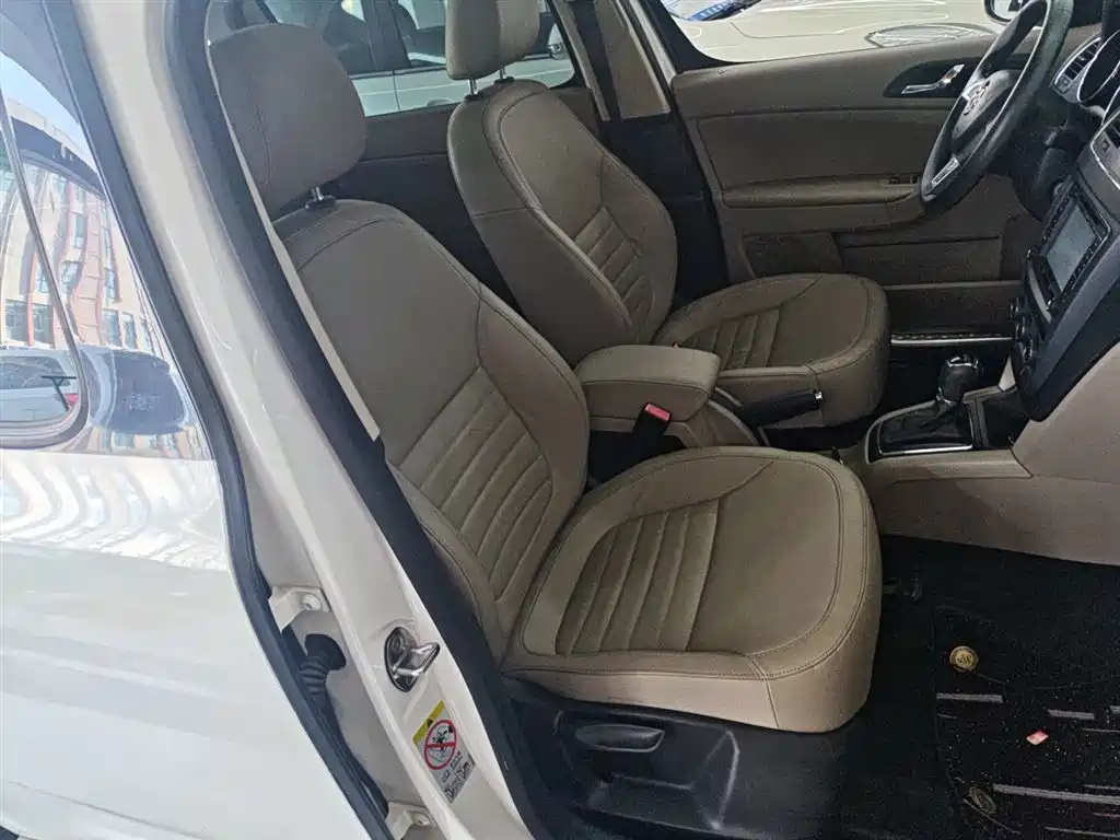 Škoda Yeti 2016 1.4TSI DSG Pioneer Edition фото 17