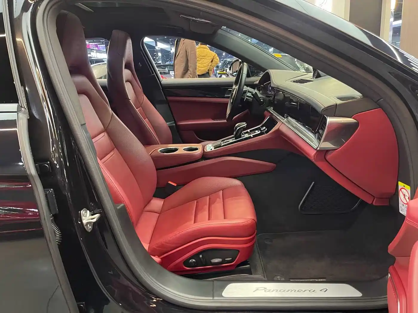 Porsche Panamera 2023 Panamera 4 Executive Long Wheelbase 2.9T фото 13