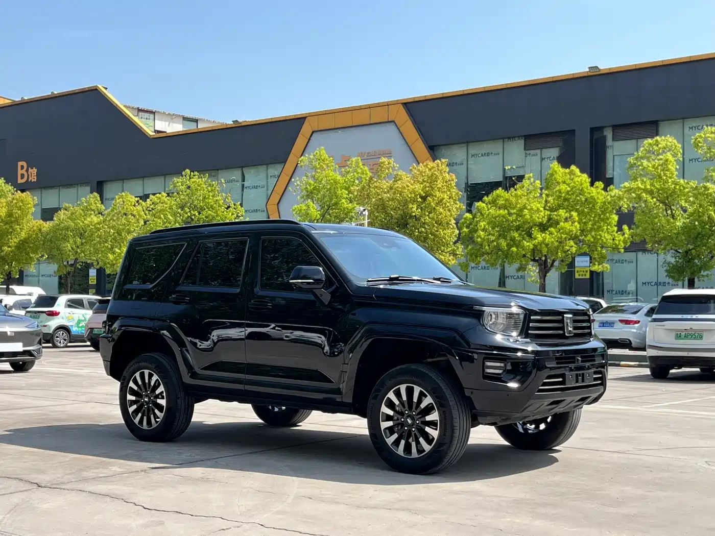 TANK TANK 700 NEW ENERGY