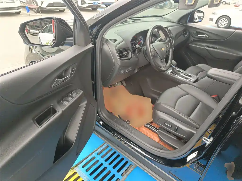 Chevrolet Equinox 2022 535T Galloping Edition фото 16