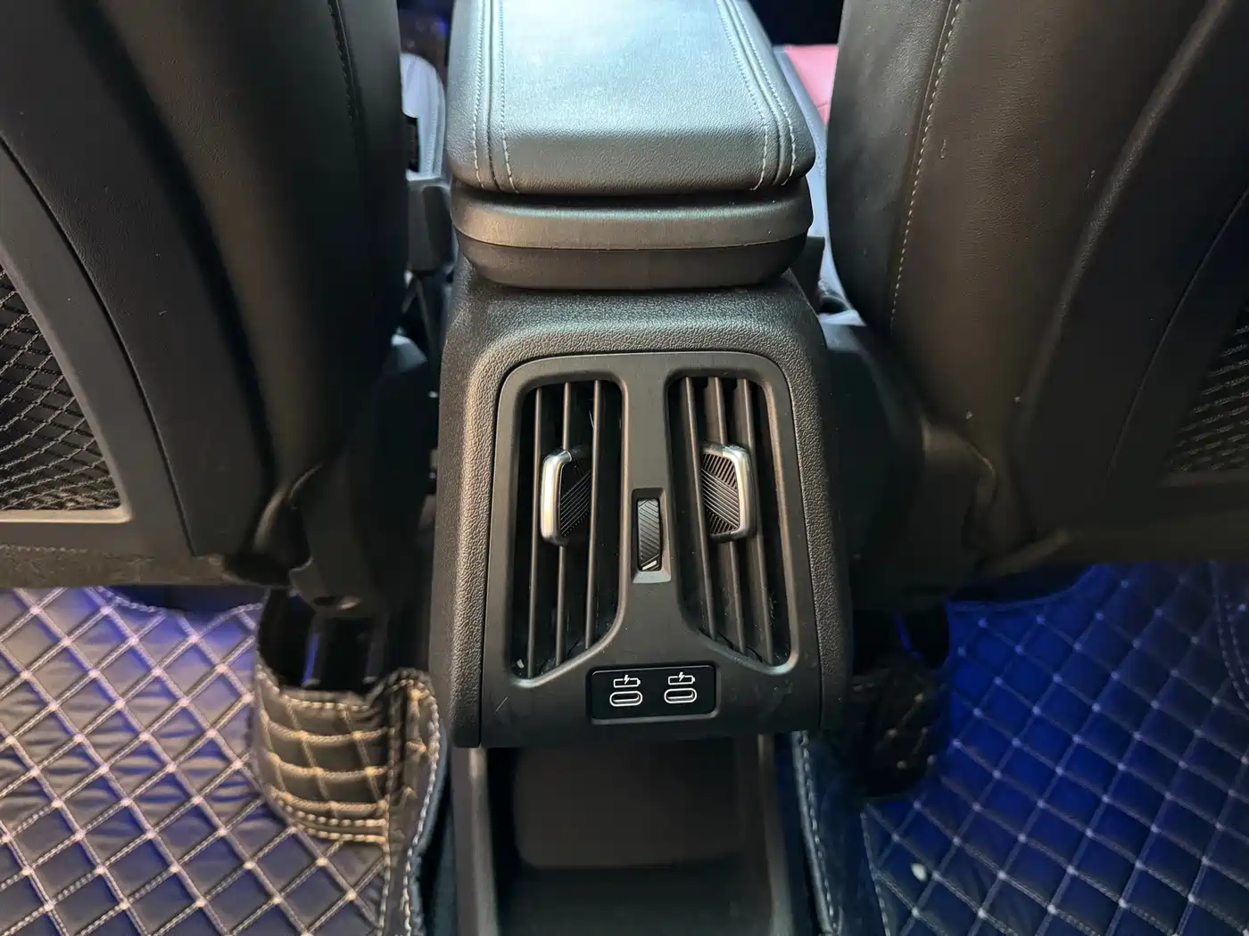 BMW X1 2023 sDrive20Li X Design Package фото 11