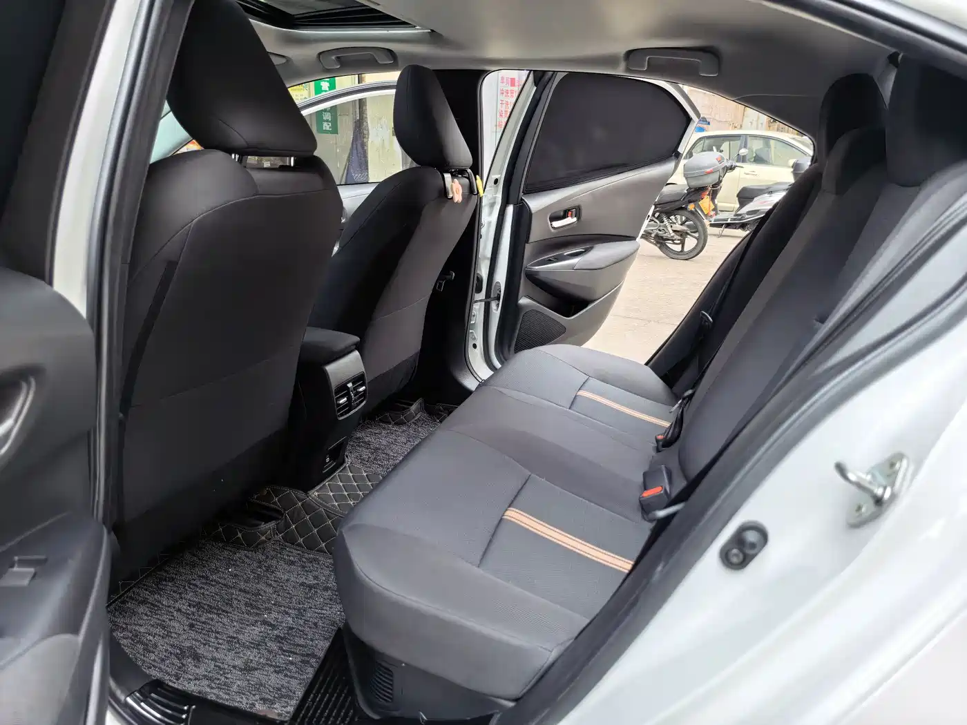 Toyota Levin 2023 Smart Hybrid 1.8L Luxury фото 11