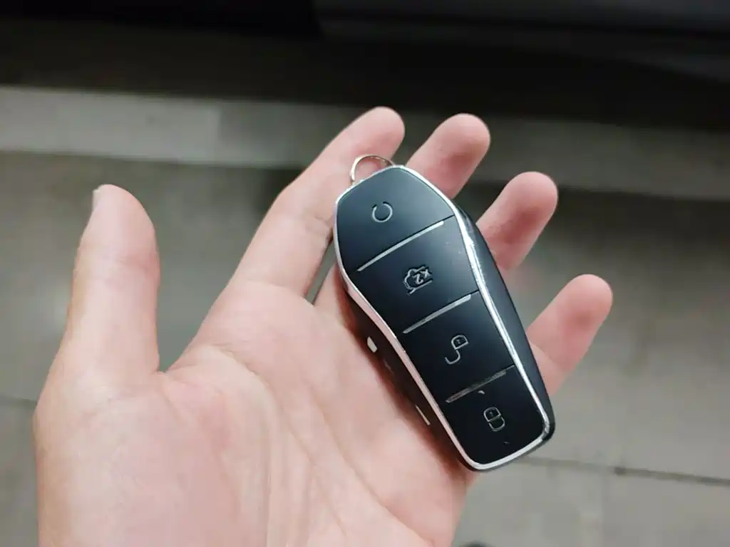BYD Song L EV 2025 2024 Model 662km Excellence