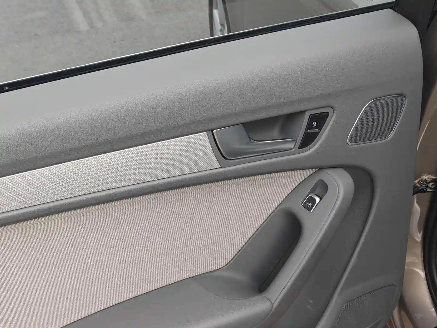 Audi A4L 2013 35 TFSI Automatic Standard фото 13
