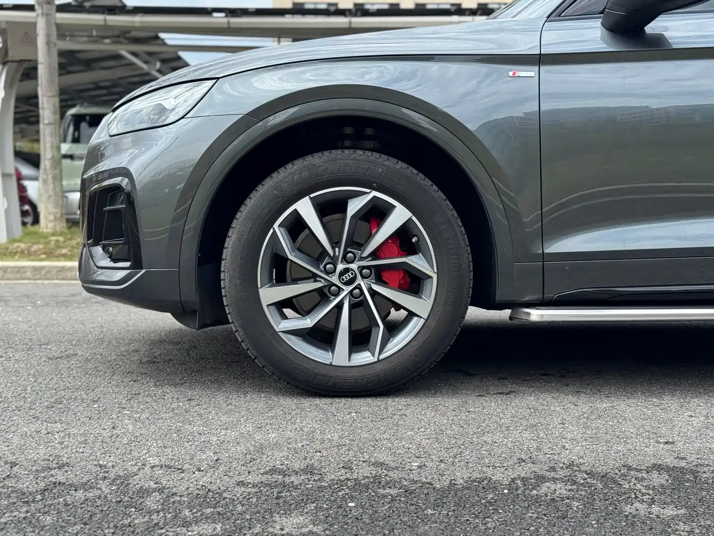 Audi Q5L 2023 40T Luxury Dynamic фото 9