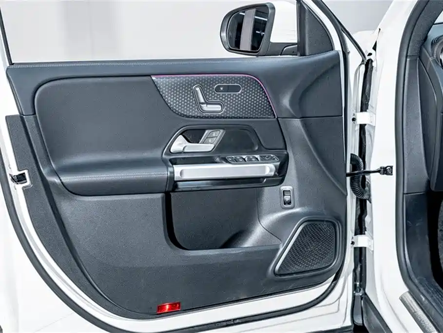 Mercedes-Benz GLB 2024 Facelift GLB 220 Style фото 17