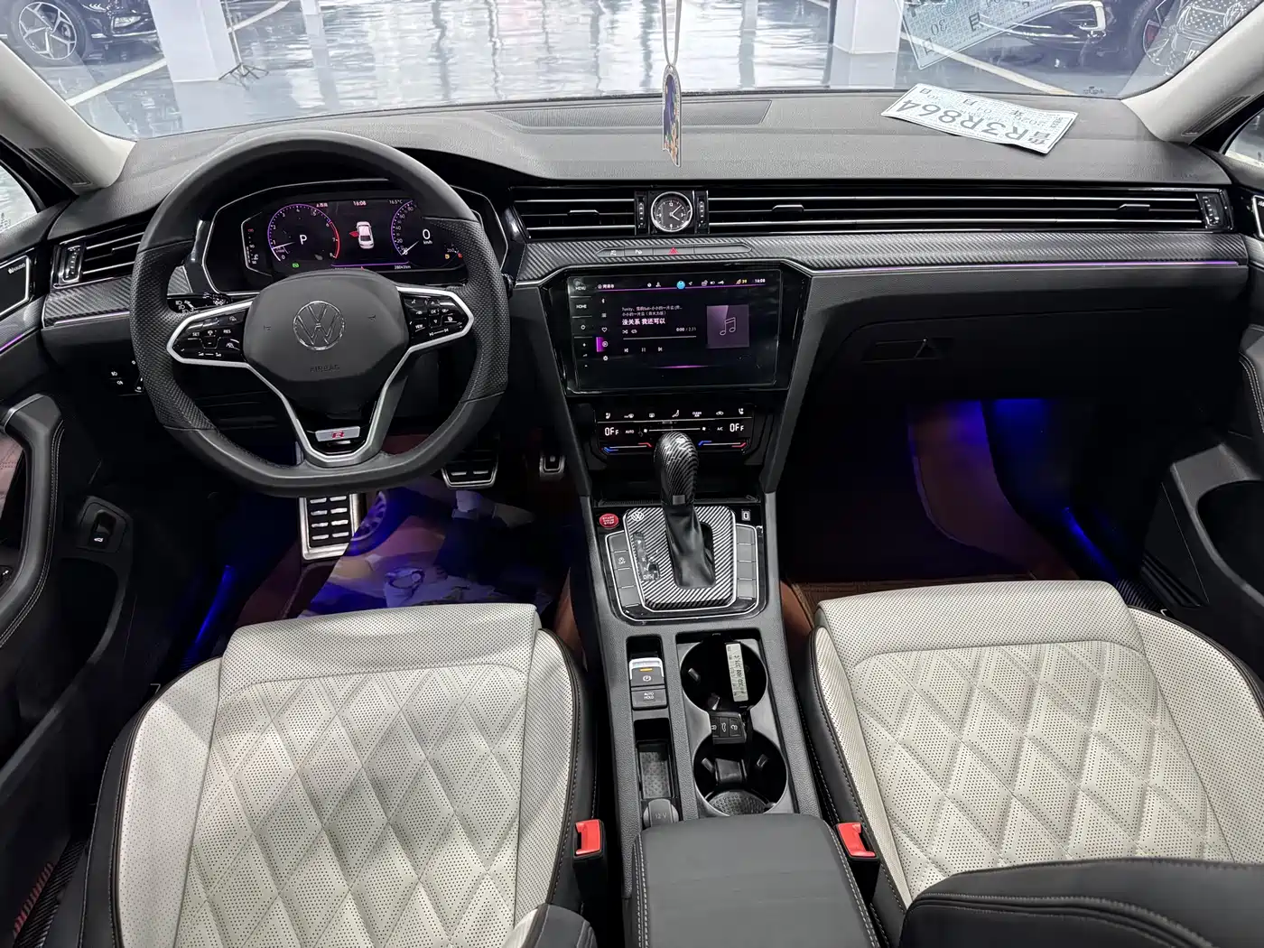 Volkswagen Magotan 2023 Model 2 Million Commemorative Edition 380TSI DSG Flagship фото 9
