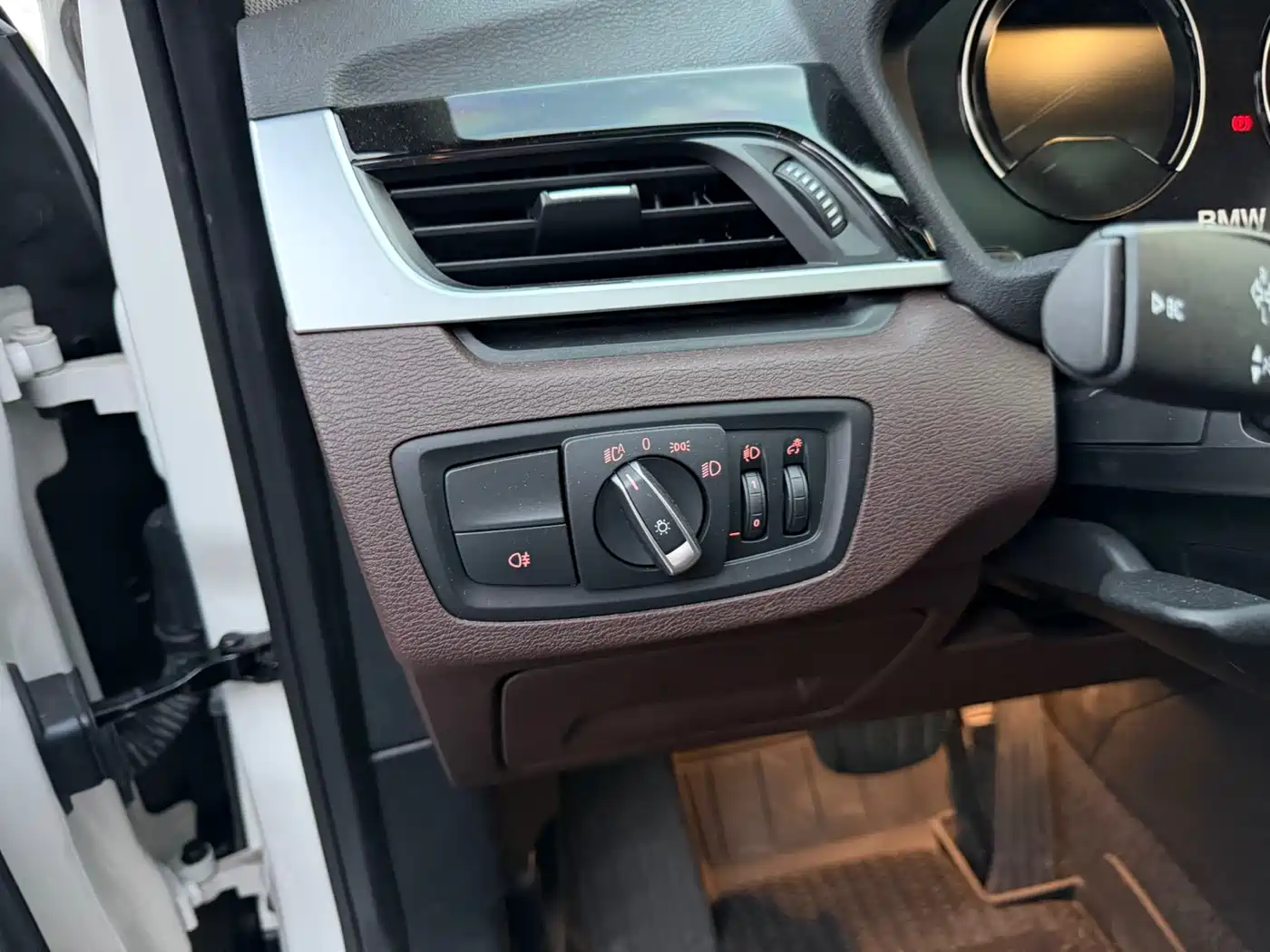 BMW X1 2021 sDrive20Li Exclusive фото 14