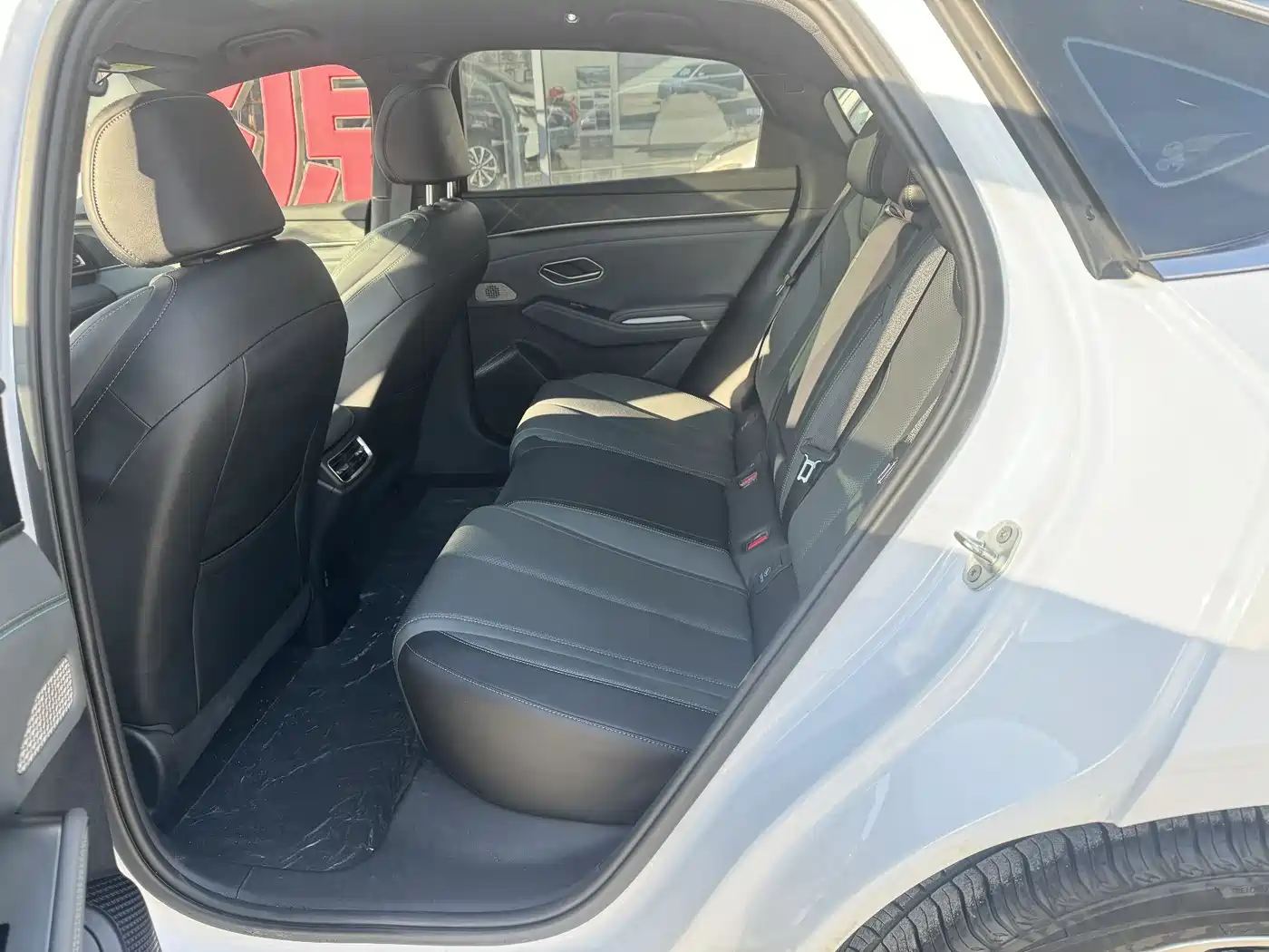 BYD Qin L 2025 DM-i Smart Drive Edition 120KM Surpassing фото 8