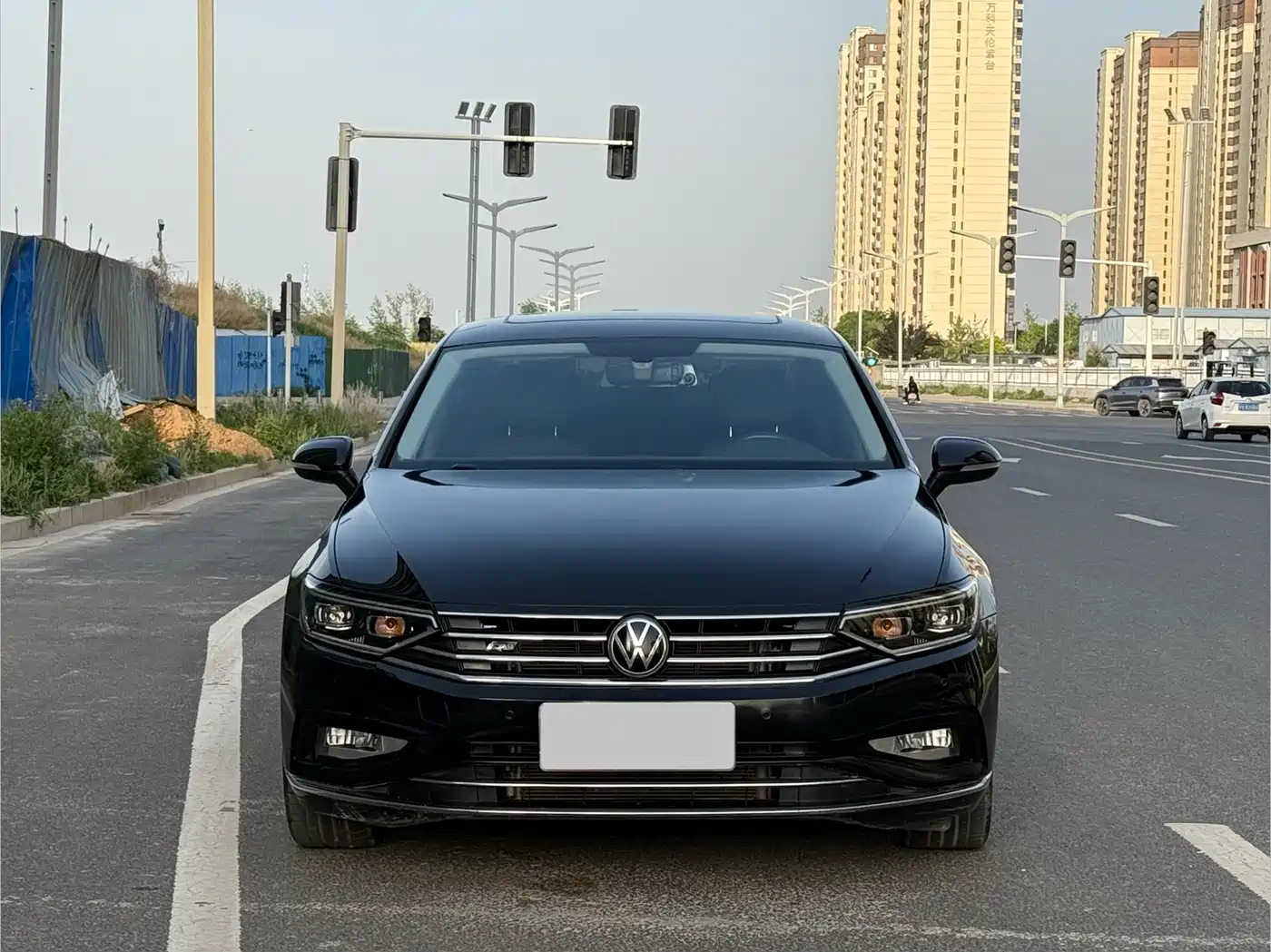 Volkswagen Magotan 2020 330TSI DSG Leading фото 2