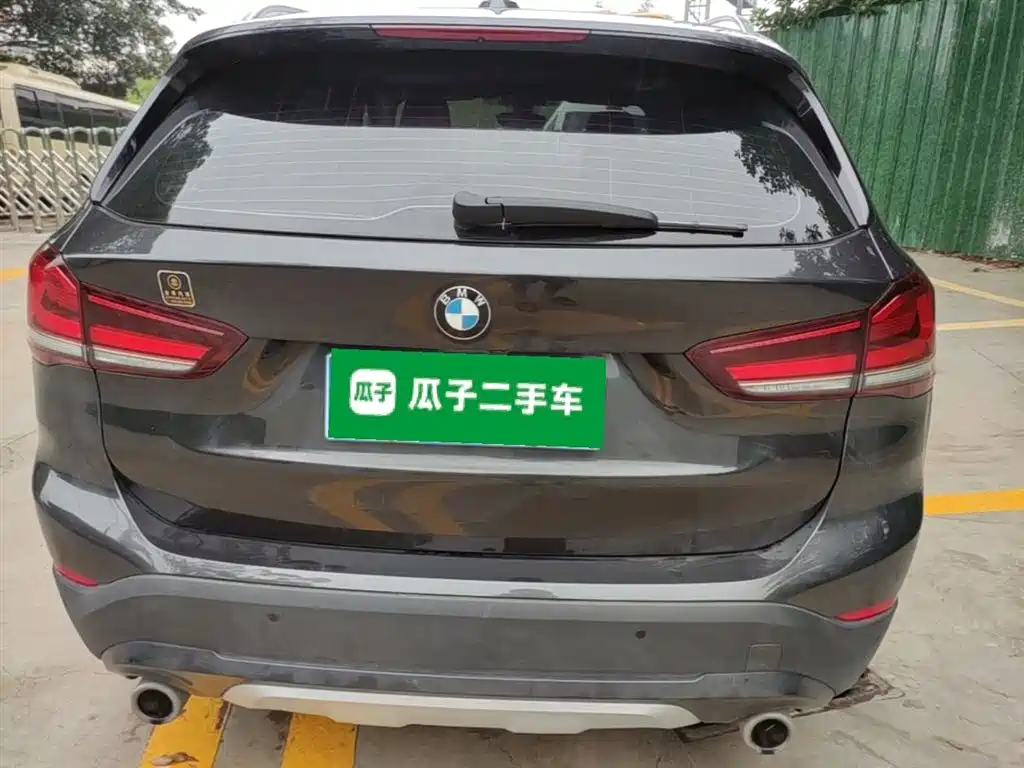 BMW X1 2022 sDrive20Li Fashion фото 6