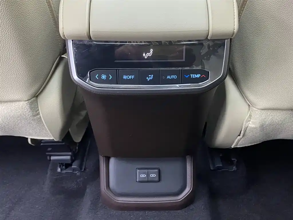 Toyota Highlander 2022 Dual Engine 2.5L 2WD Premium 7-Seater фото 21
