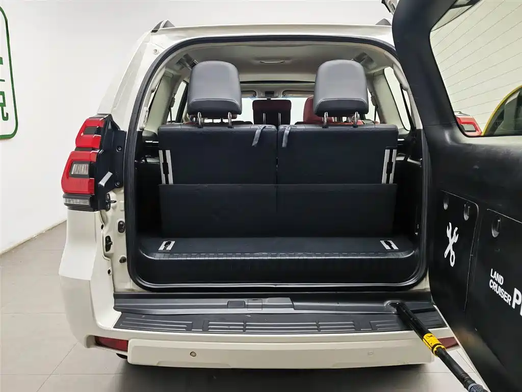 Toyota Prado 2018 3.5L Automatic TX-L Rear-mounted Spare Tire фото 16