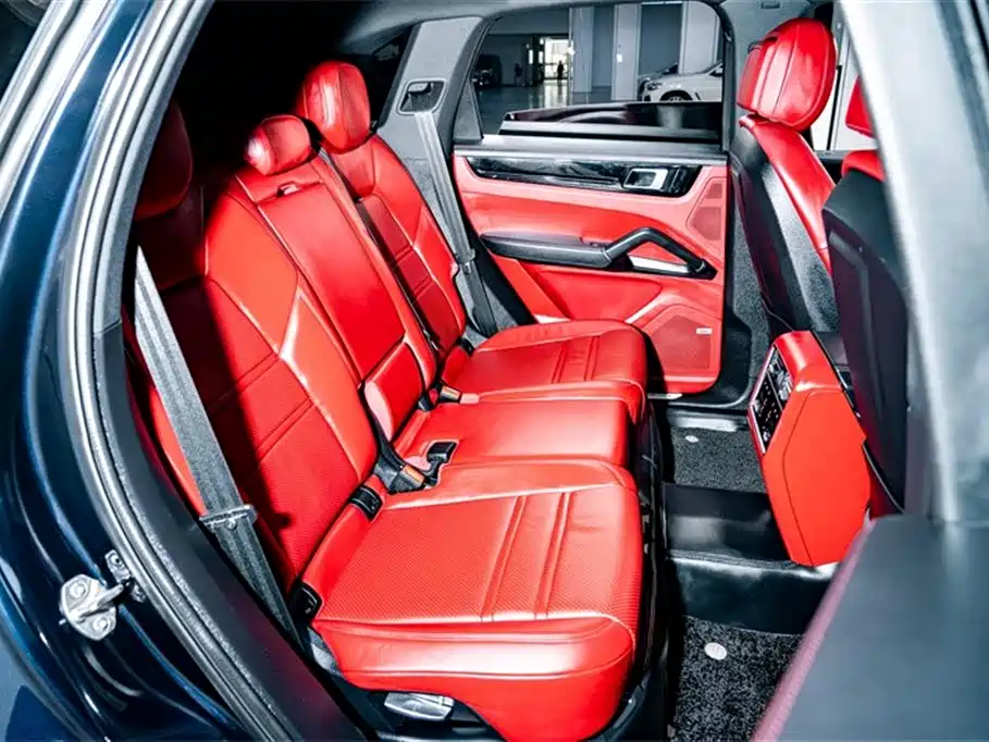 Porsche Cayenne New Energy 2021 Cayenne E-Hybrid 2.0T фото 24