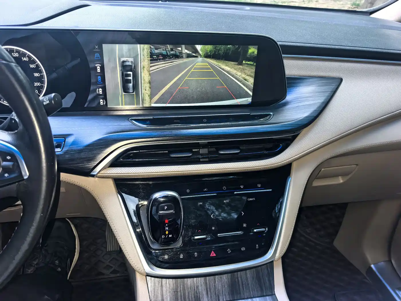 Buick GL8 2021 ES Landlord 653T Luxury фото 9