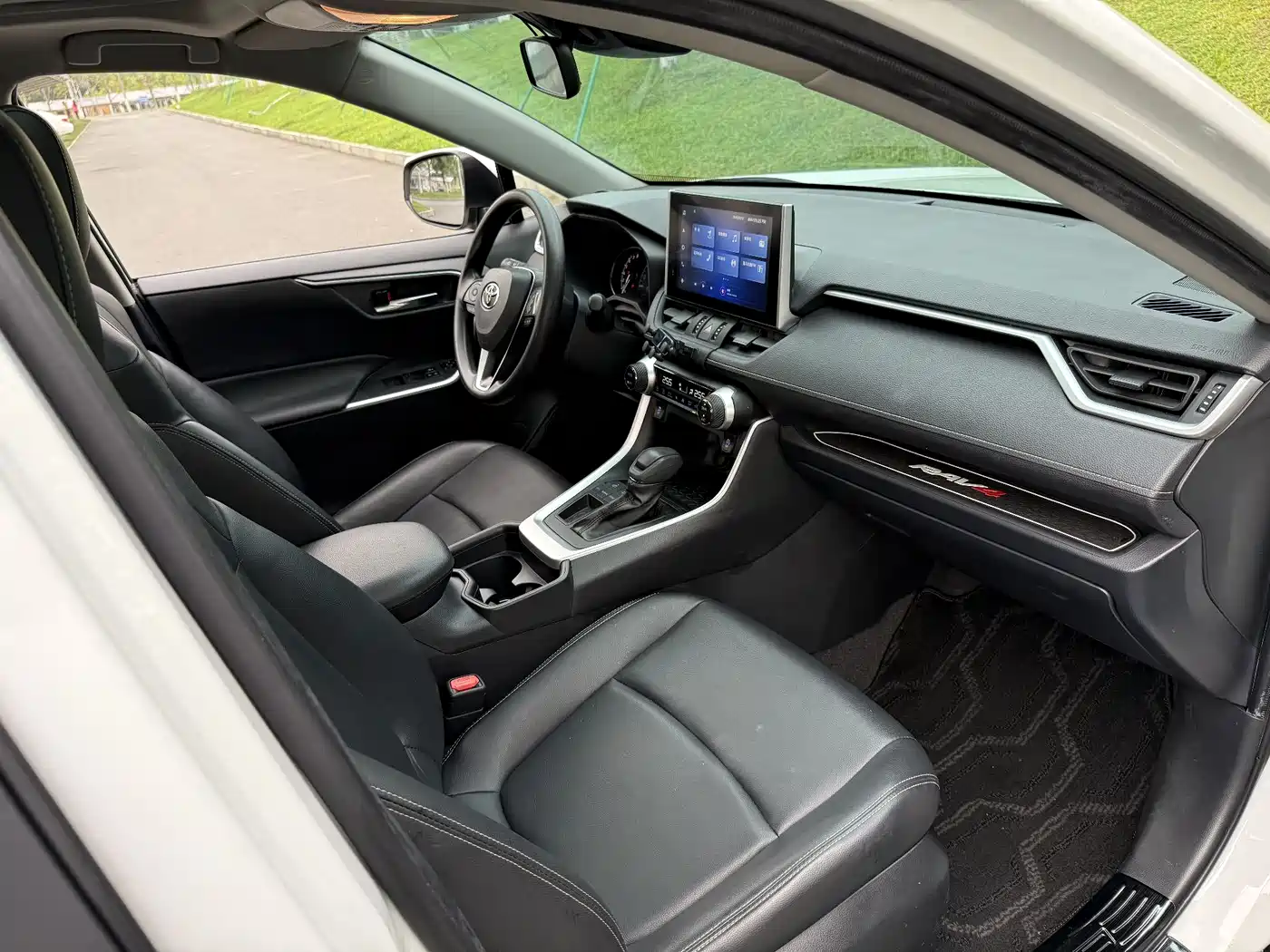 Toyota RAV4 Rongfang 2022 2.0L CVT 2WD Trend Plus Edition фото 11
