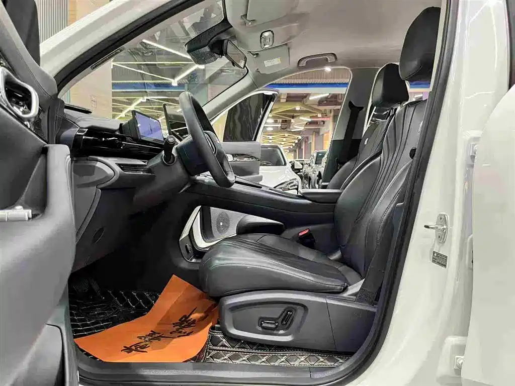 Geely Galaxy Galaxy E5 2024 440km Start Edition фото 12