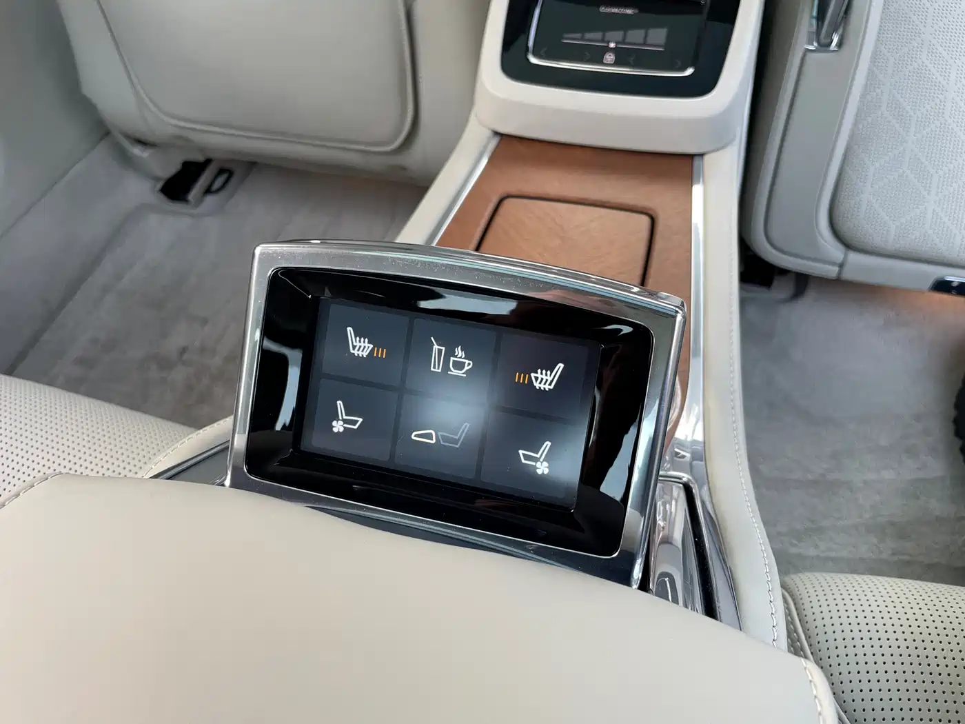 VOLVO S90 PLUG IN HYBRID