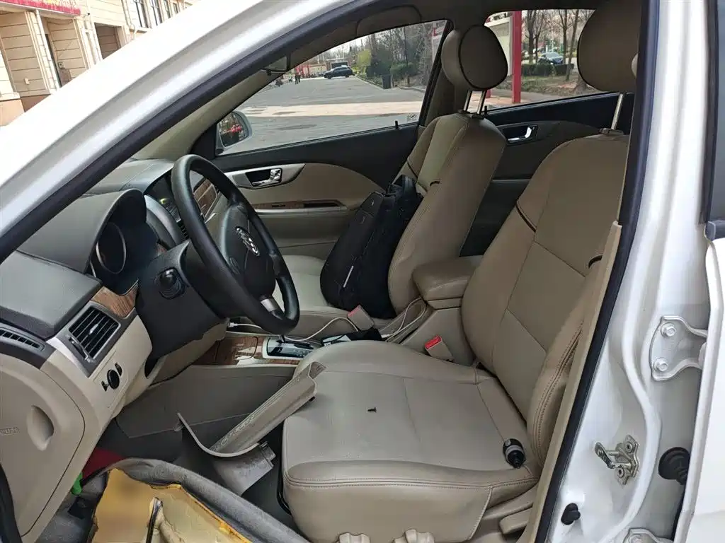 Buick Excelle 2015 1.5L Automatic Classic фото 11