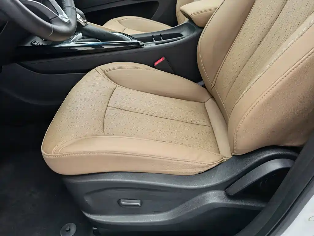 Buick GL6 2023 2021 323T Mild Hybrid Connected Luxury