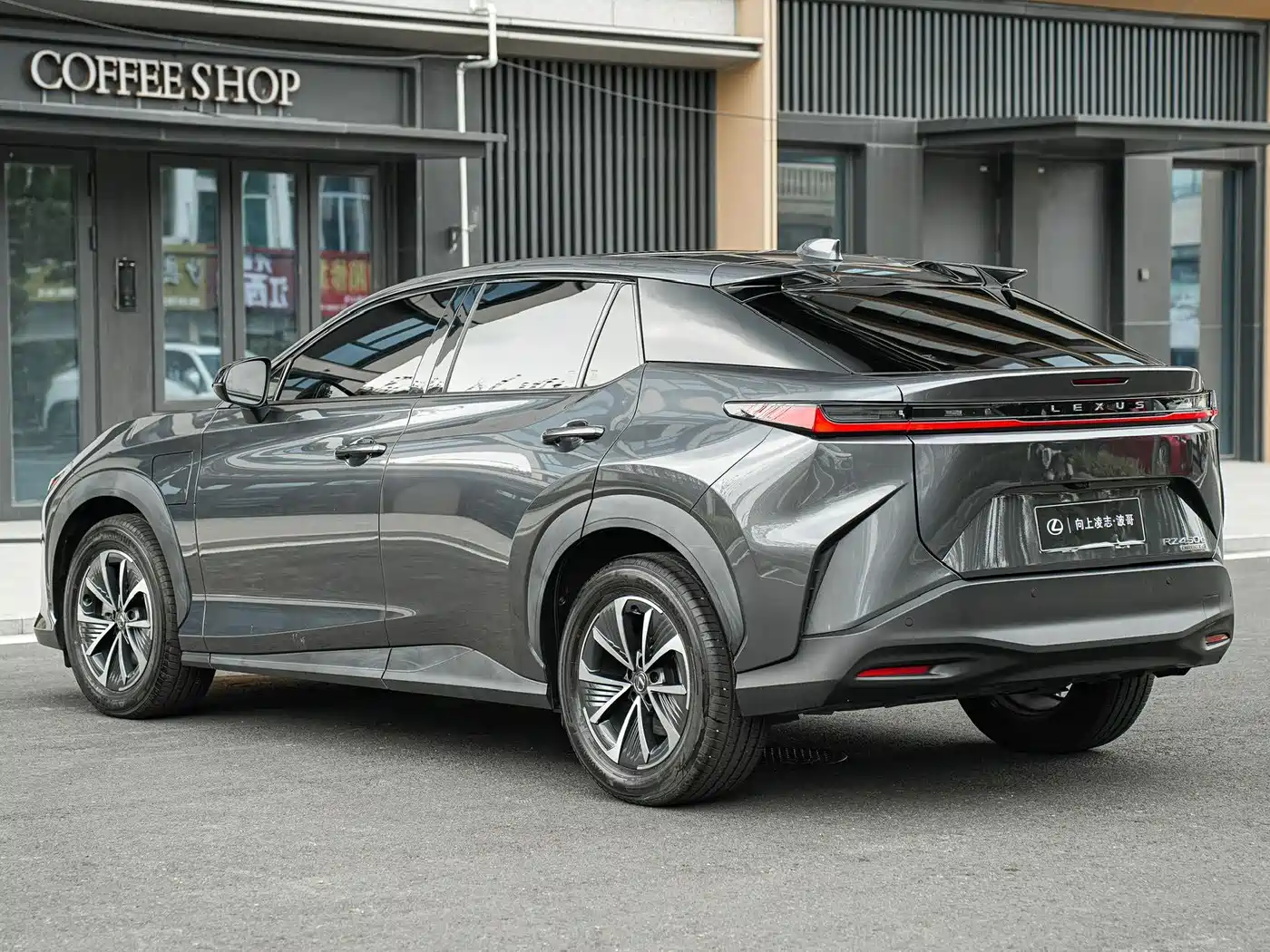 Lexus RZ 2024 2023 450e 4WD Deluxe