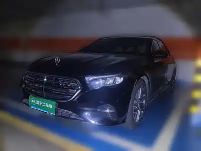 Mercedes-Benz E