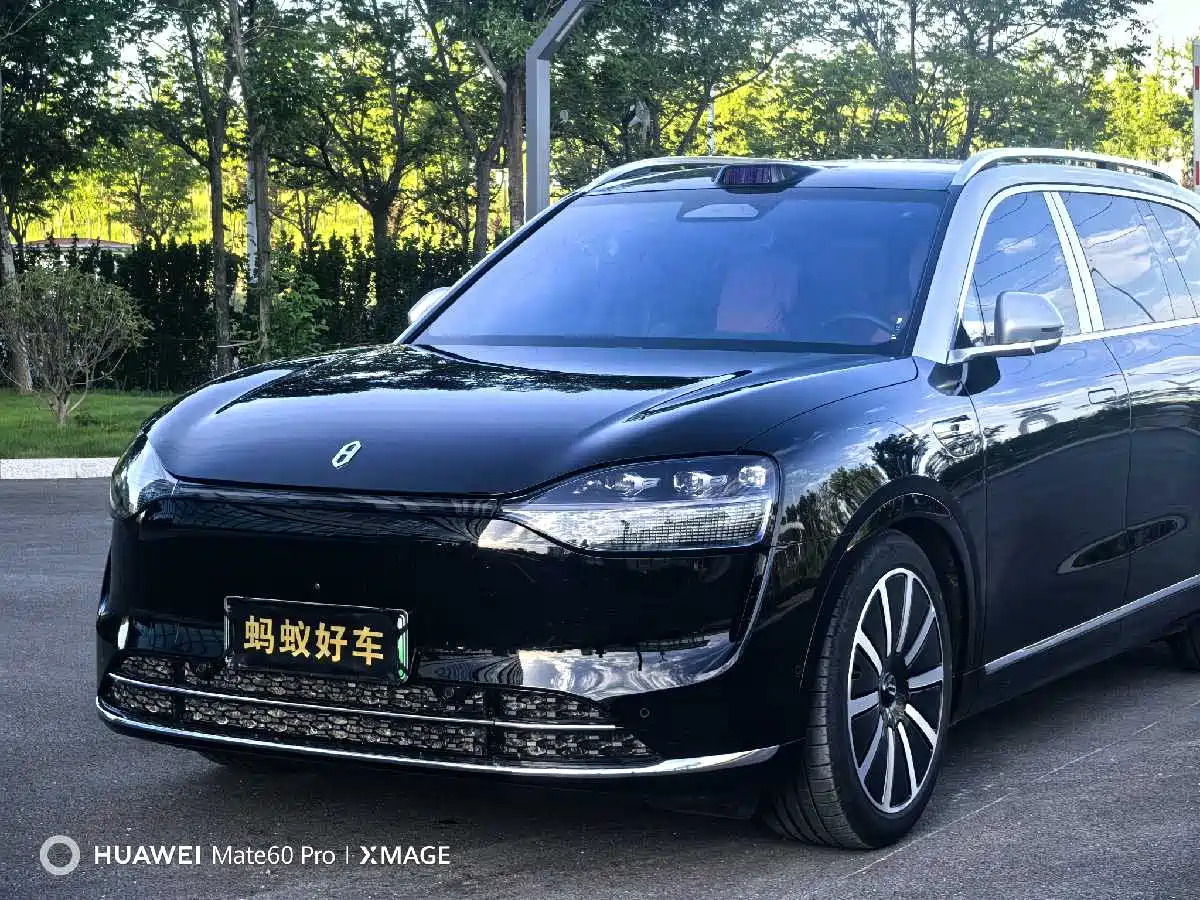 AITO Wenjie AITO M9 2024 Range Extender Max Edition 42kWh 6-seater фото 8