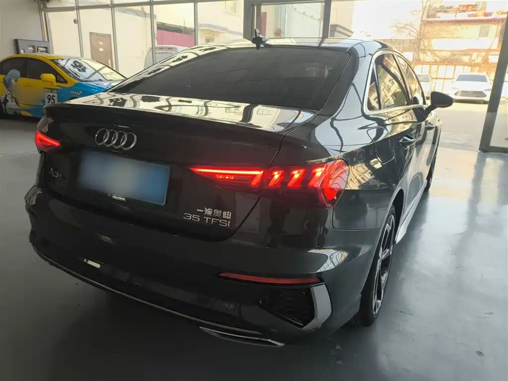 Audi A3 2024 Model A3L Limousine 35 TFSI Fashion Sport фото 7