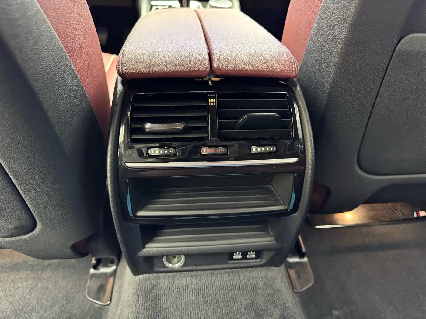 BMW 5 Series 2021 525Li M Sport Package фото 12
