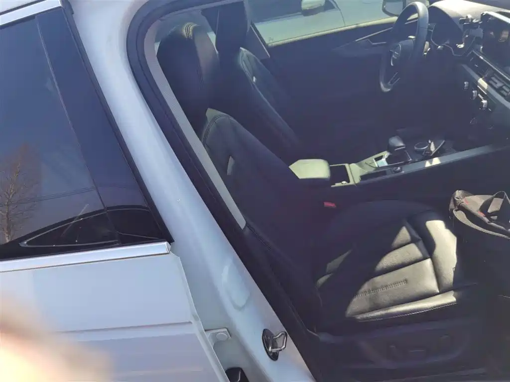 Audi A4L 2019 40 TFSI Progressive (China VI) фото 20