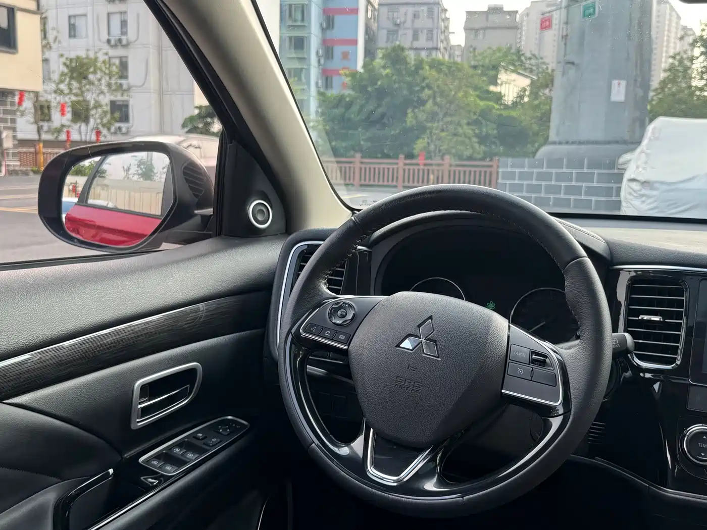 Mitsubishi Outlander 2019 2.0L 2WD Enjoy 5-Seater China VI фото 14