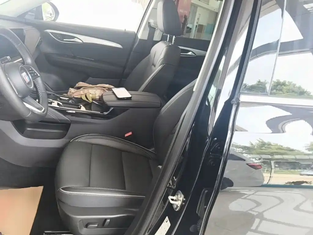 Buick Envision Plus 2025 2025 Enclave Plus 28T 2WD Platinum Edition