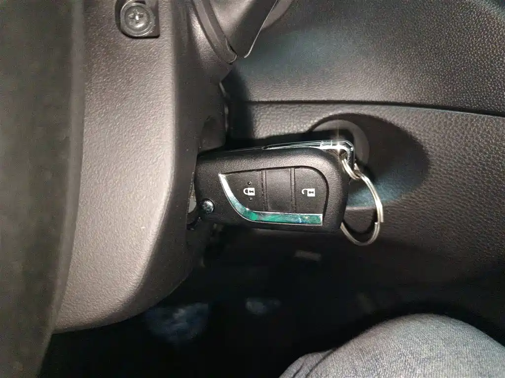 TOYOTA COROLLA SHARP AMPLIFIER
