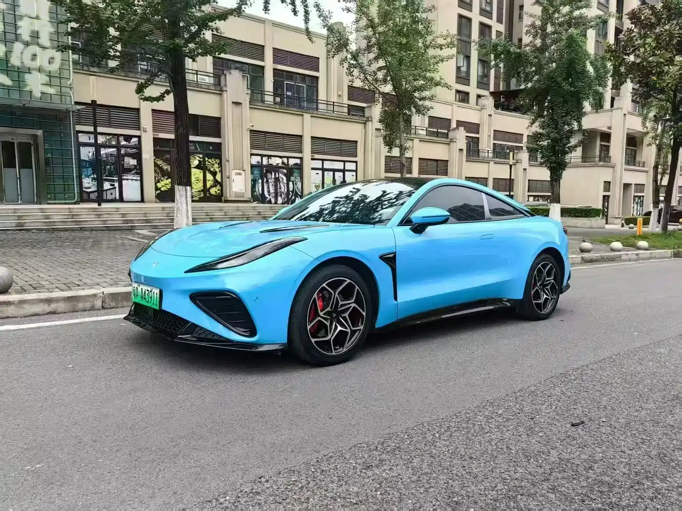  Nezha Auto Nezha GT 2023 580 AWD Sport Edition
