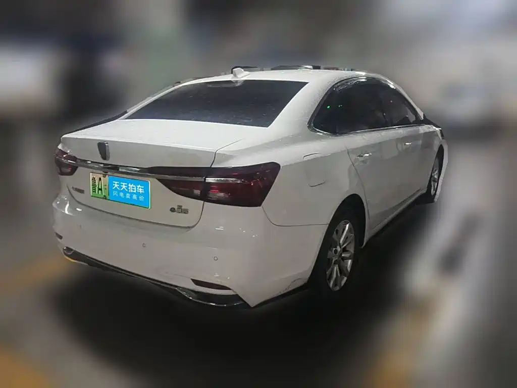 Roewe i6 New Energy 2019 2017 45T Hybrid Connected Smart Enjoyment Edition